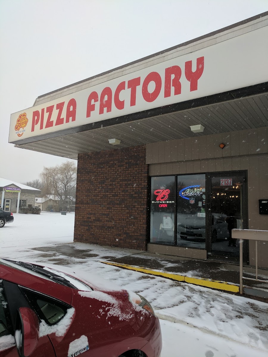 Cal's Pizza Factory